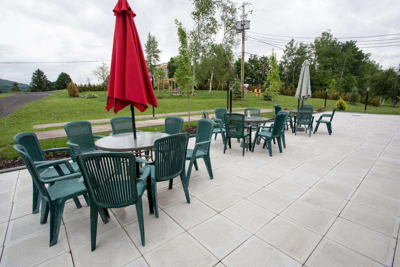 Hotel Bromont Exterior foto